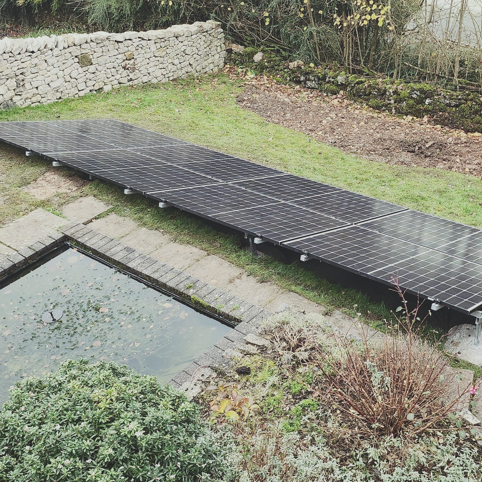 Solar panels mount to the ground